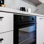 Eviona Iris Apartament *