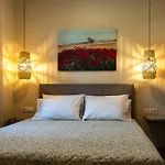 Eviona Iris * Rhodes City