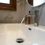 Eviona Iris Apartament *