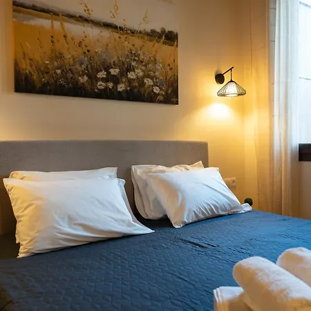 Eviona Iris Apartman Rhodes City